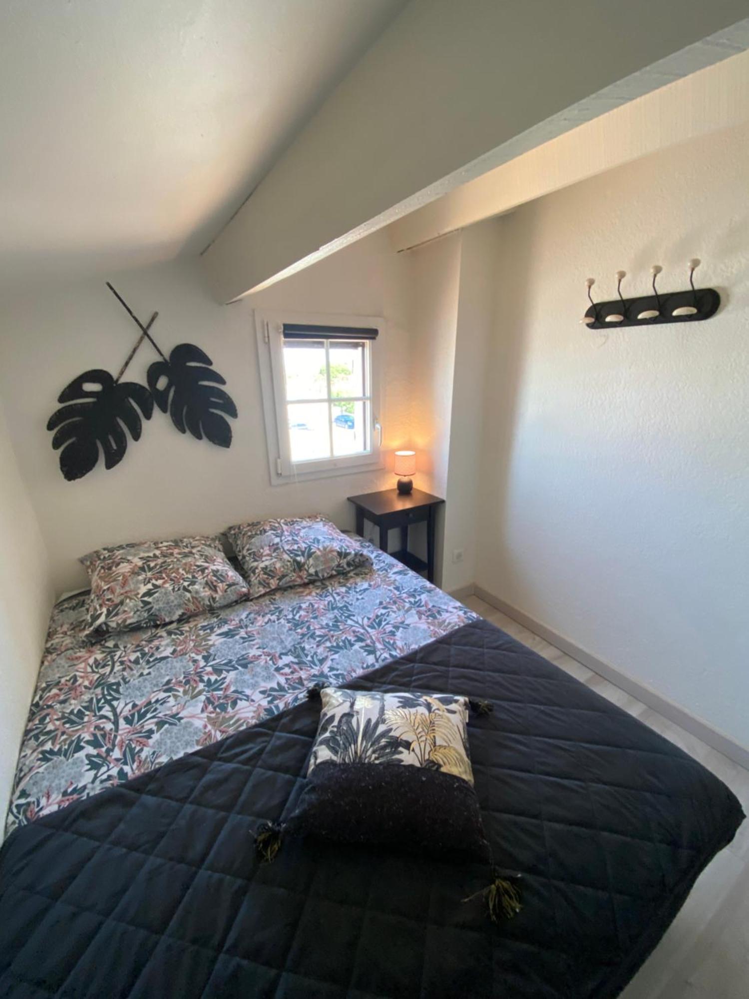 Appartement Duplex Climatise Le Trident Saintes-Maries-de-la-Mer Esterno foto